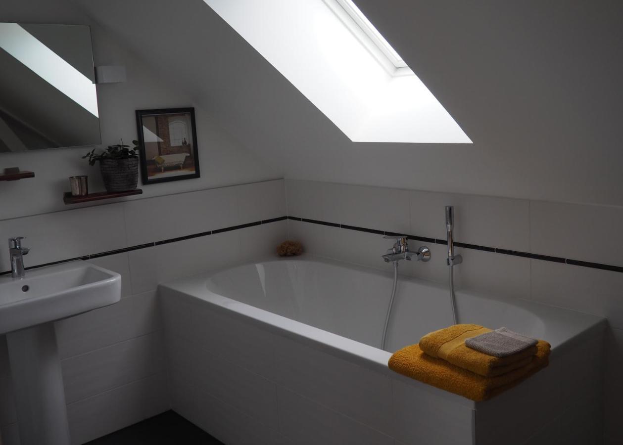 Entre En Baie ! Apartman Pontaubault Kültér fotó